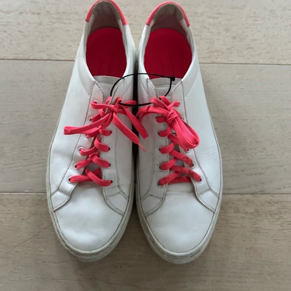 Common Projects Shoes - COMMON PROJECTS Retro Low Top Sneaker White/Pink 43